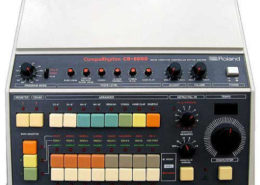 Roland CR-8000